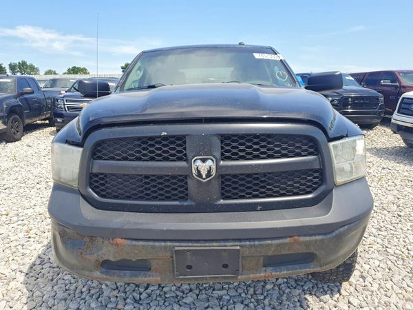 2015 RAM 1500 ST