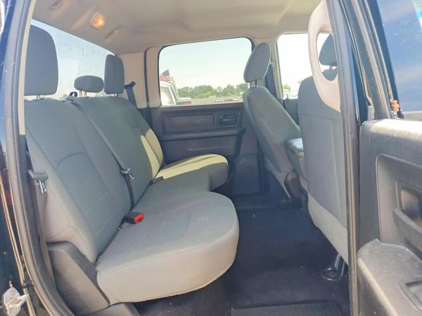 2015 RAM 1500 ST