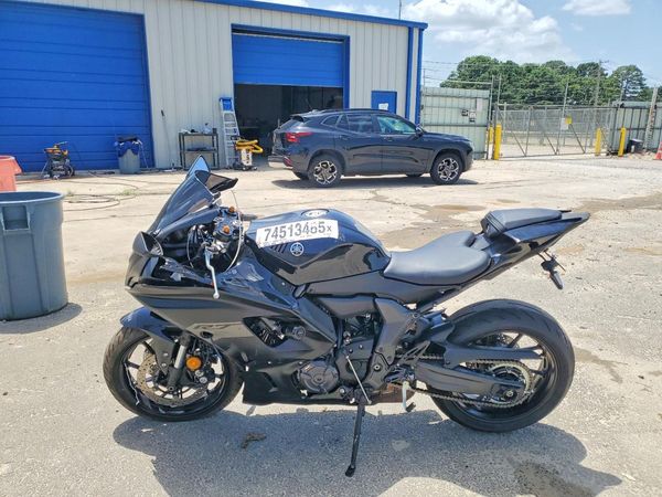 2025 YAMAHA YZFR7 — LSDT