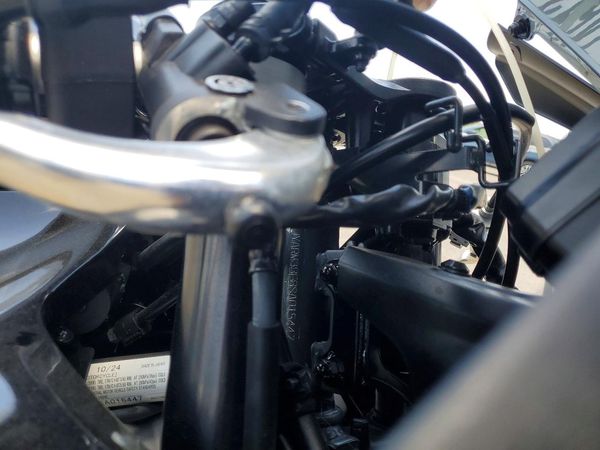 2025 YAMAHA YZFR7 — VINS