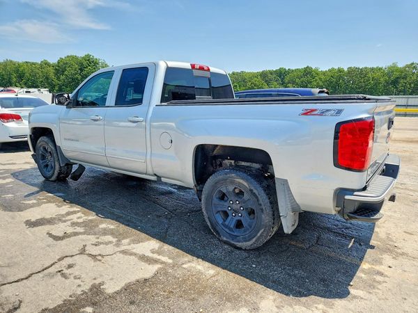 2017 CHEVROLET SILVERADO LT