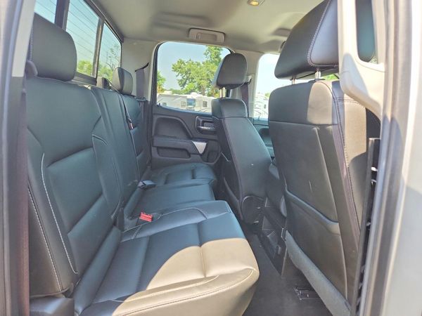 2017 CHEVROLET SILVERADO LT