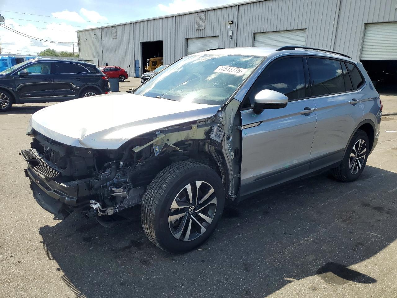 2023 VOLKSWAGEN TIGUAN S