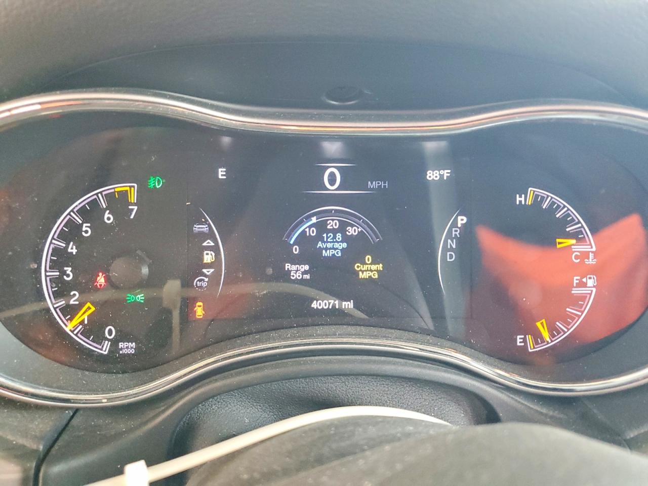 2019 JEEP LAREDO 4X2