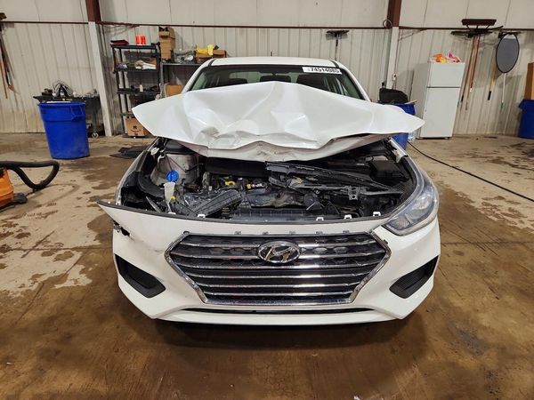 2019 HYUNDAI ACCENT SE and SEL