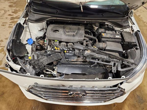 2019 HYUNDAI ACCENT SE and SEL