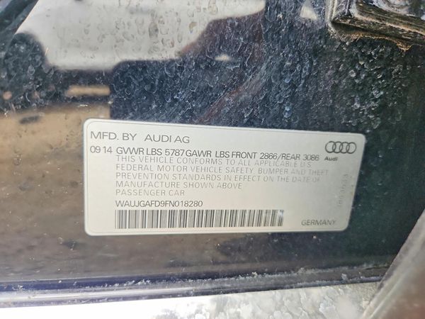 2015 AUDI A8