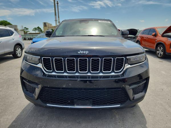 2023 JEEP CHERROKEE