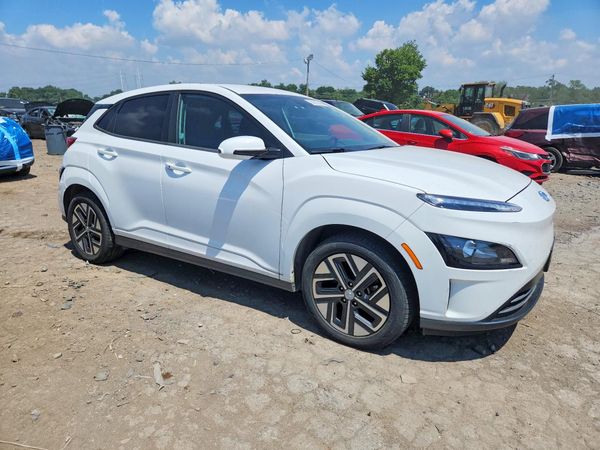 2023 HYUNDAI KONA SE