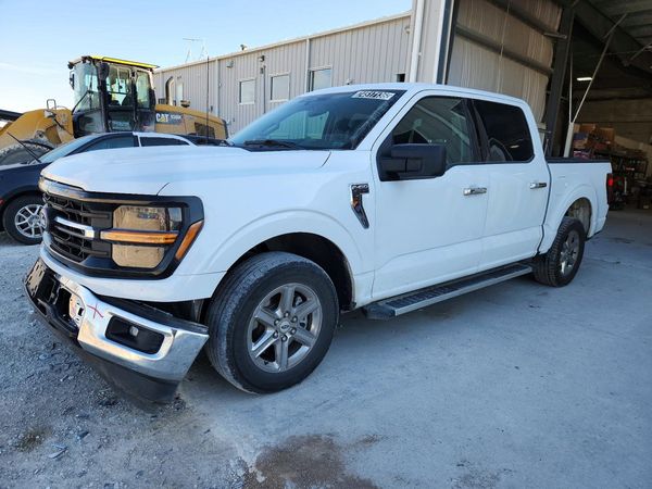 2025 FORD F150 XLT — Front 3/4