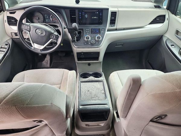 2017 TOYOTA SIENNA LE Mobility/LE — CKPT