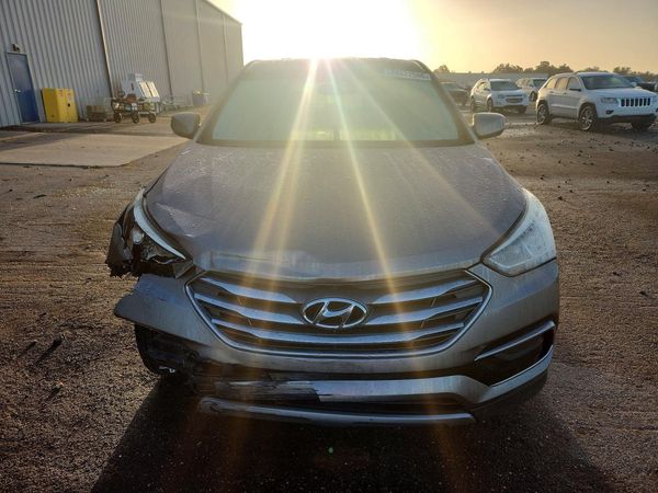 2017 HYUNDAI SANTA FE Base — DIRF
