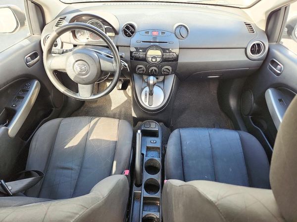 2012 MAZDA 2 Sport/GX — CKPT