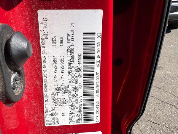 2017 TOYOTA TACOMA