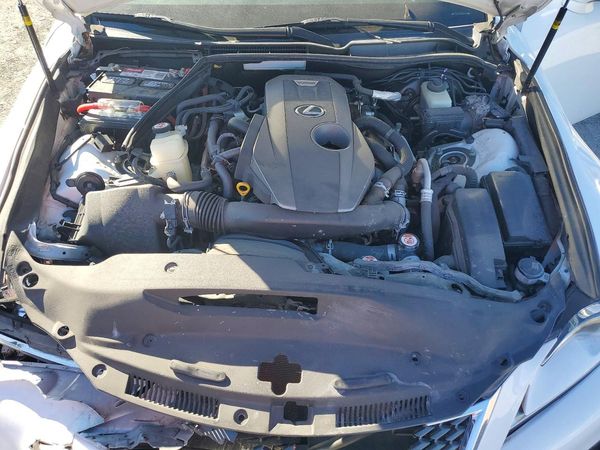 2016 LEXUS IS 200t — Engine bay
