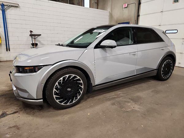 2022 HYUNDAI IONIQ Limited — Front 3/4