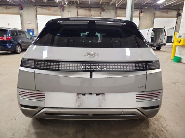 2022 HYUNDAI IONIQ Limited — DIRR