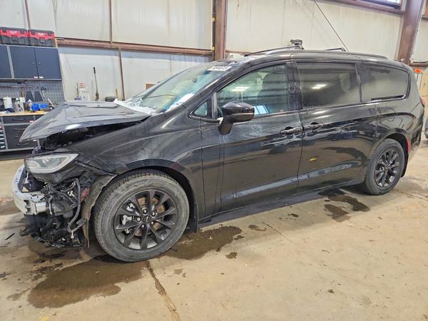 2022 CHRYSLER PACIFICA Touring