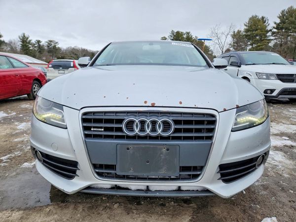2012 AUDI A4 quattro Premium Plus