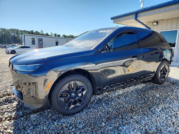 2023 BMW IX