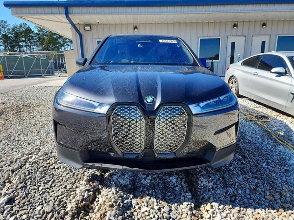 2023 BMW IX
