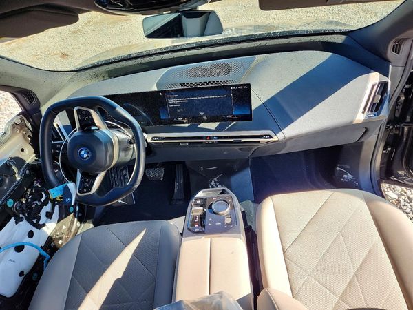 2023 BMW IX