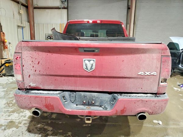 2013 RAM 1500 ST