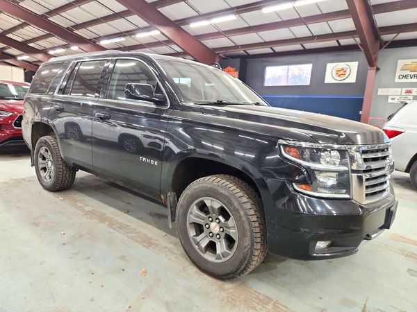 2016 CHEVROLET TAHOE LT — Passenger 3/4