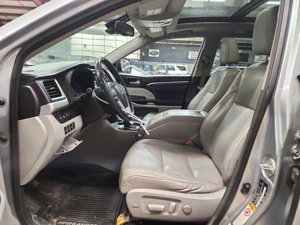 2015 TOYOTA HIGHLANDER Base/Hybrid — DENT