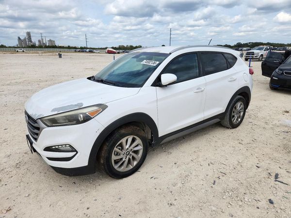 2017 HYUNDAI TUCSON — Front 3/4