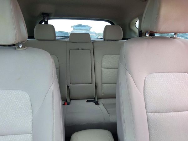 2017 HYUNDAI TUCSON — SUVN