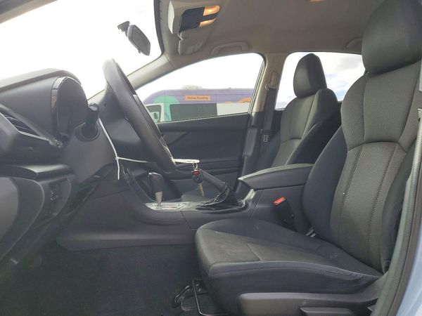 2018 SUBARU CROSSTREK Base — DENT