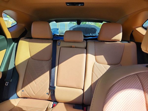 2026 LEXUS NX 450H+ 450h+ Luxury — SUVN