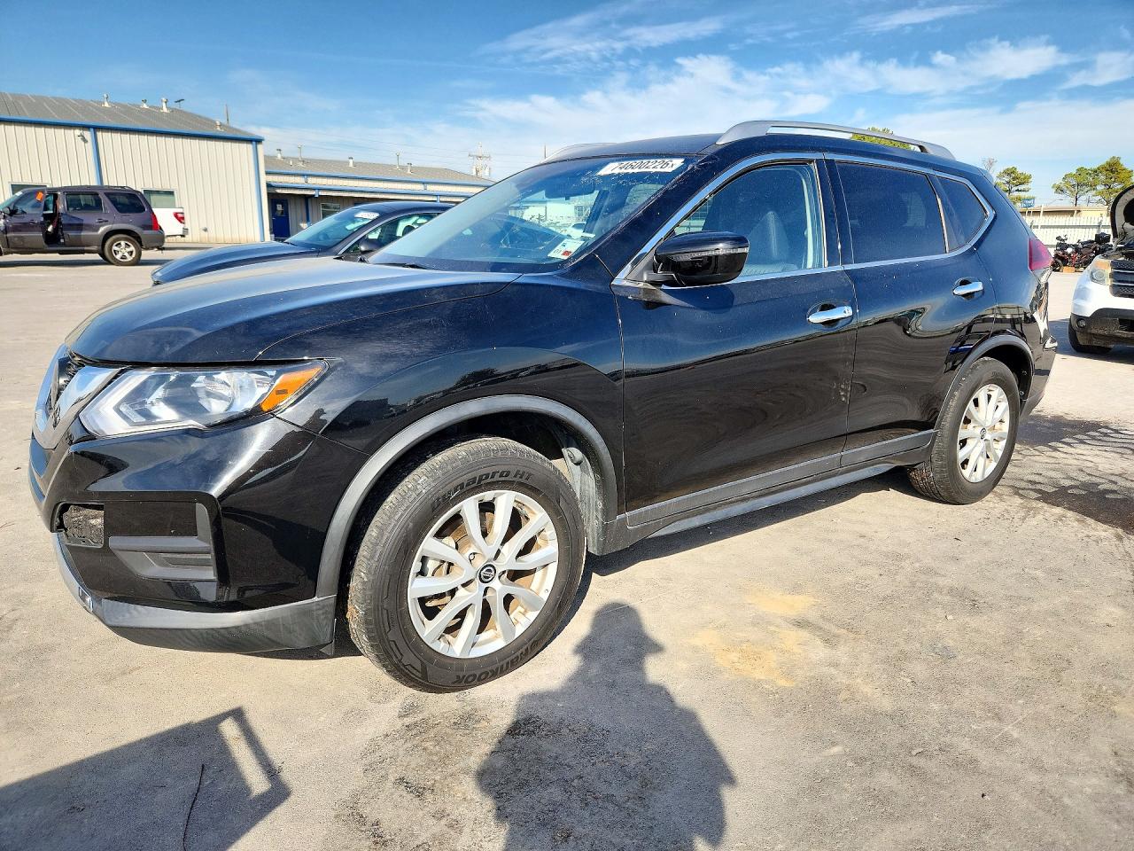 2019 NISSAN ROGUE — Front 3/4