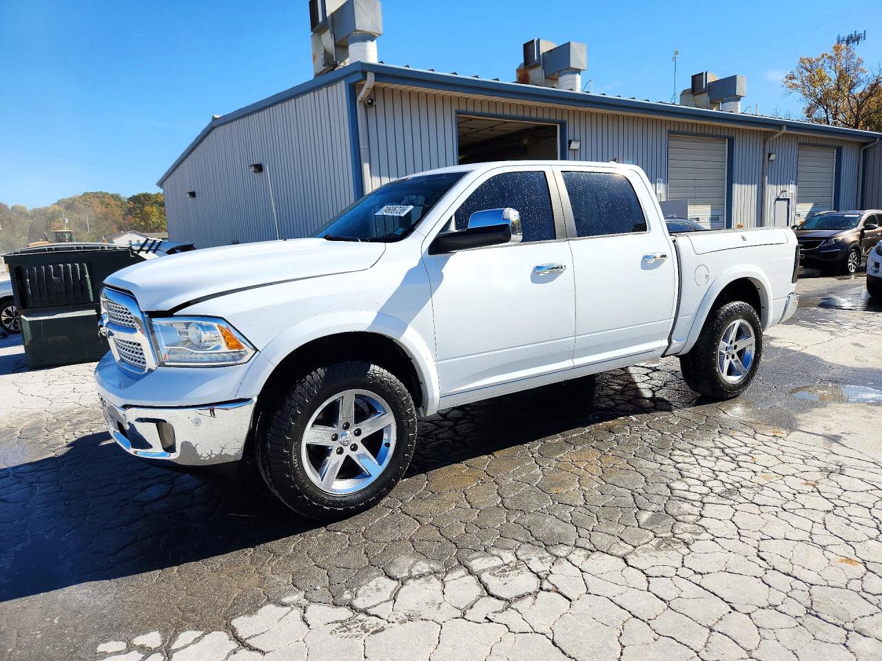 2015 RAM 1500 Laramie — Front 3/4