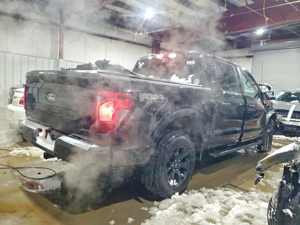 2025 FORD F150