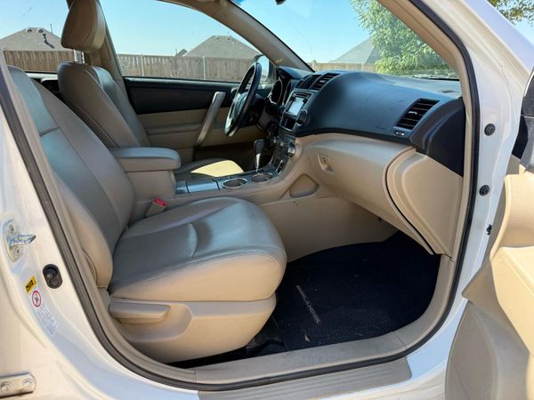 2013 TOYOTA HIGHLANDER