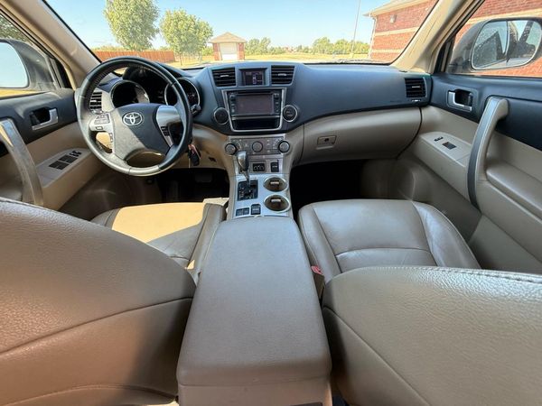 2013 TOYOTA HIGHLANDER