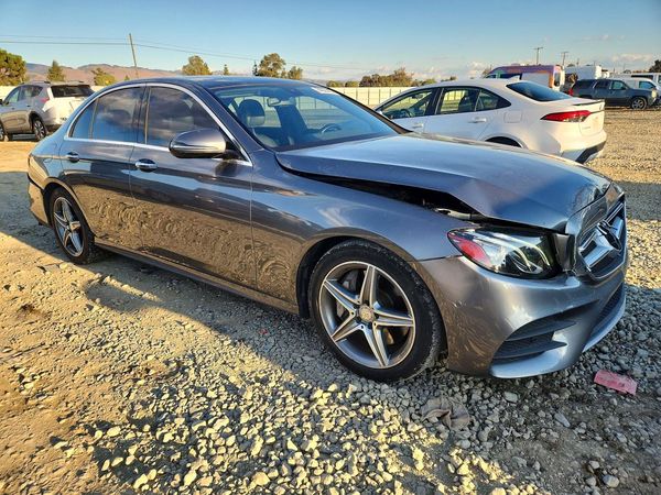 2017 MERCEDES-BENZ E E300 — Passenger 3/4