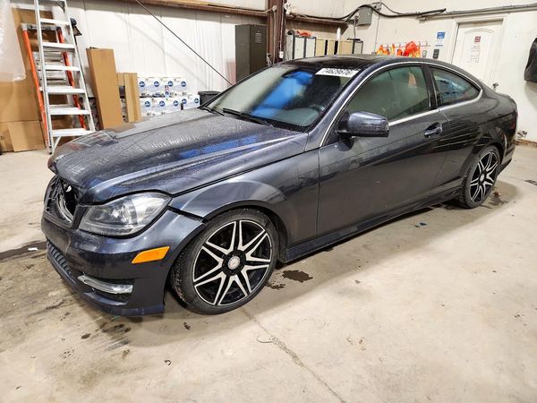 2013 MERCEDES-BENZ C C350 4-MATIC — Front 3/4