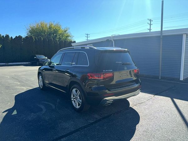 2020 MERCEDES-BENZ GLB GLB250