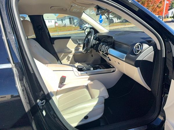 2020 MERCEDES-BENZ GLB GLB250