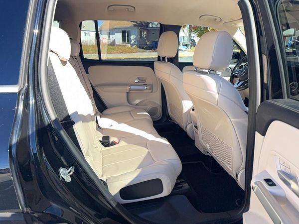 2020 MERCEDES-BENZ GLB GLB250