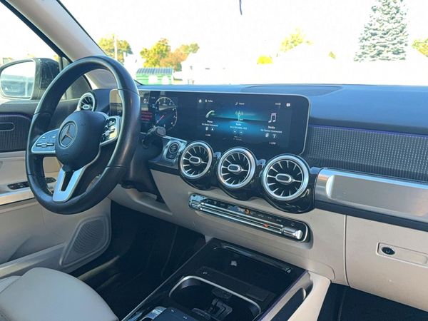 2020 MERCEDES-BENZ GLB GLB250