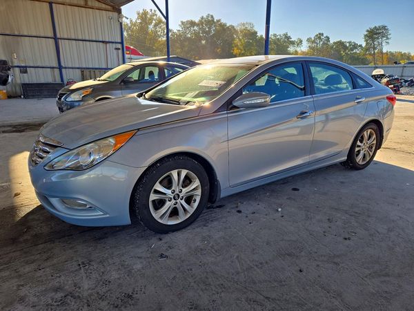 2012 HYUNDAI SONATA Middle level