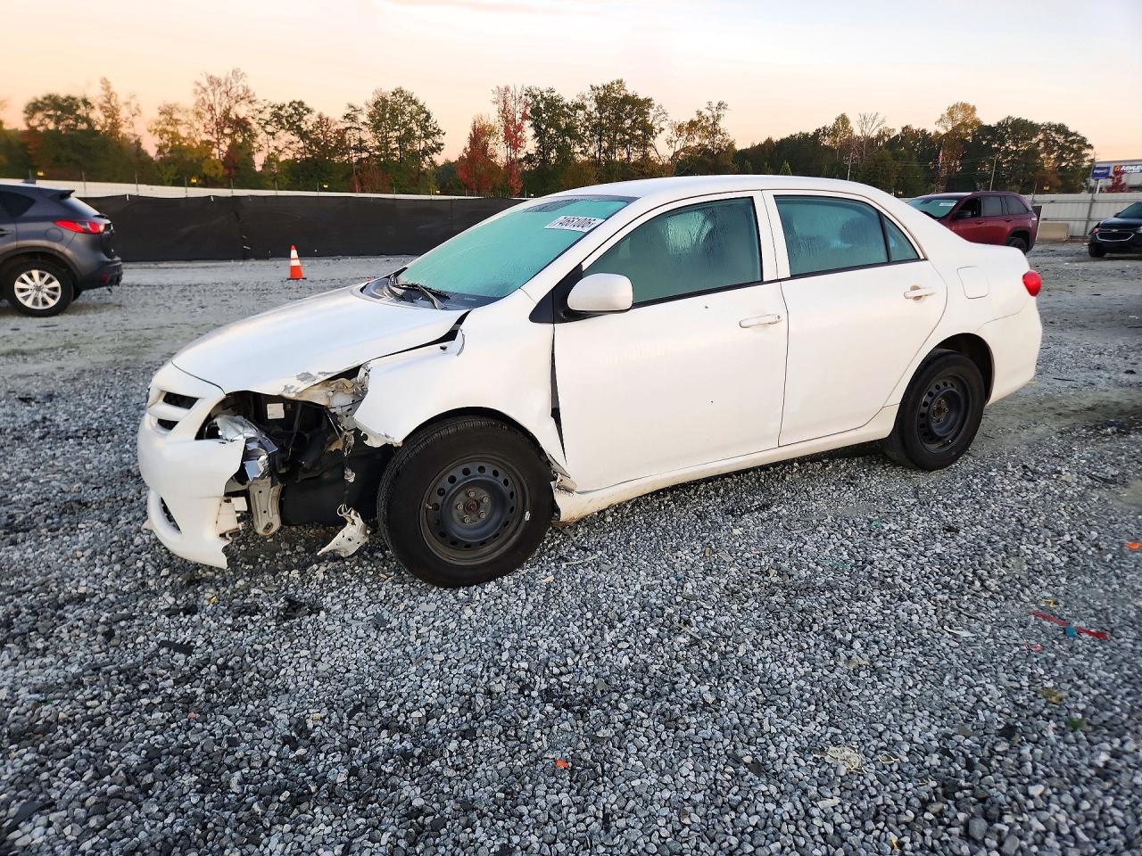 2013 TOYOTA COROLLA — Front 3/4