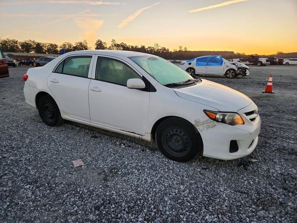 2013 TOYOTA COROLLA — Passenger 3/4