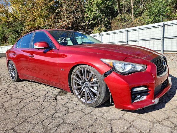 2016 INFINITI Q50 — Passenger 3/4