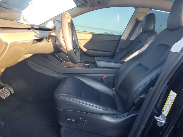 2021 TESLA MODEL Y — DENT