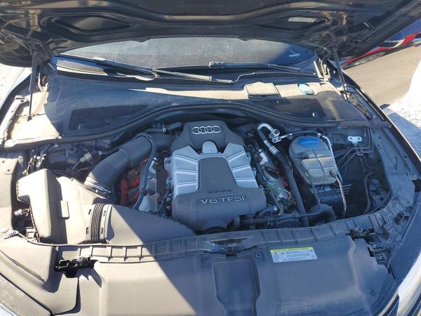 2012 AUDI A7 quattro Prestige — Engine bay